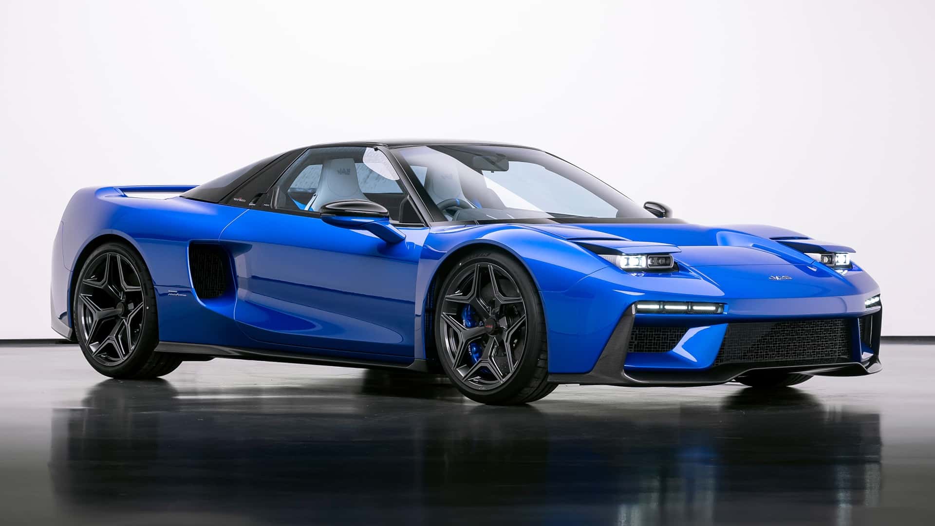 Vista frontale 3/4 della Honda NSX 2026.